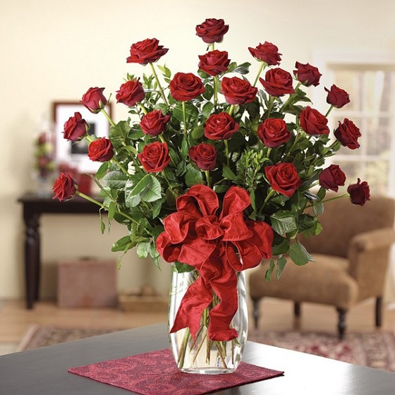Tổng hợp cách cắm hoa hồng để bàn phòng khách đẹp nhất