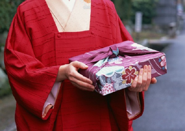Đối với người Nhật thì việc tặng quà đã trở thành thói quen hằng ngày trong cuộc sống