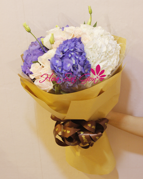 Bó hoa cẩm tú cầu xanh và hồng dâu