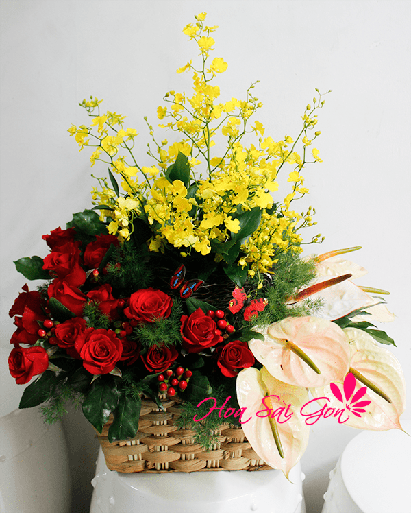 Giỏ hoa Con yêu mẹ chính là món quà ý nghĩa tiếp theo mà bạn có thể dành tặng cho mẹ yêu 