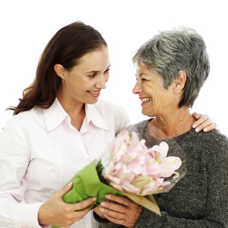 Bó hoa tặng mẹ không chỉ là lời chúc tới người mẹ mà còn thể hiện tình yêu, sự tôn kính gửi tới mẹ