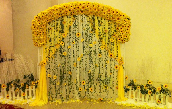 Những mẫu cổng hoa cưới đẹp hút mắt