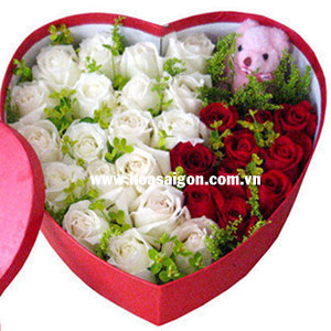 Hoa tươi đẹp hộp trái tim hồng trắng