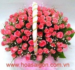 Hoa tươi đẹp giỏ hồng phấn
