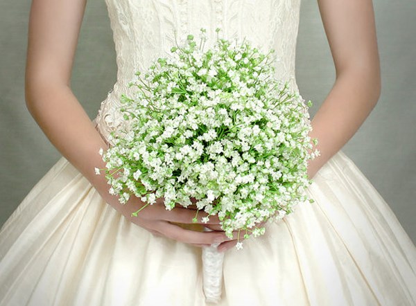 Hướng dẫn bạn cách bó hoa cầm tay cô dâu dạng tròn đẹp nhất