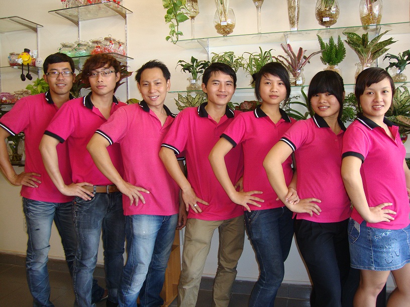 Đội ngũ nhân viên tại Hoa Sài Gòn vô cùng chuyên nghiệp và sáng tạo