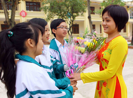 Hoa là món quà tươi đẹp nhất dành tặng thầy cô giáo nhân ngày 20/11