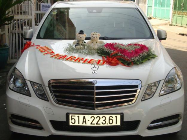 Những gợi ý trang trí xe hoa cho ngày cưới
