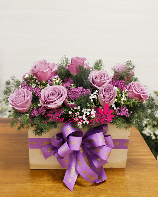 Hộp hoa là món quà tuyệt vời cho bạn gái ngày Valentine