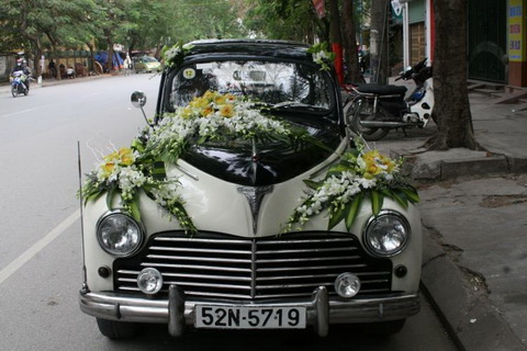 Xe hoa cưới phong cách Vintage cho mùa cưới 2013