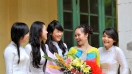 Tặng hoa gì cho thầy cô nhân ngày Nhà giáo Việt Nam ý nghĩa nhất?