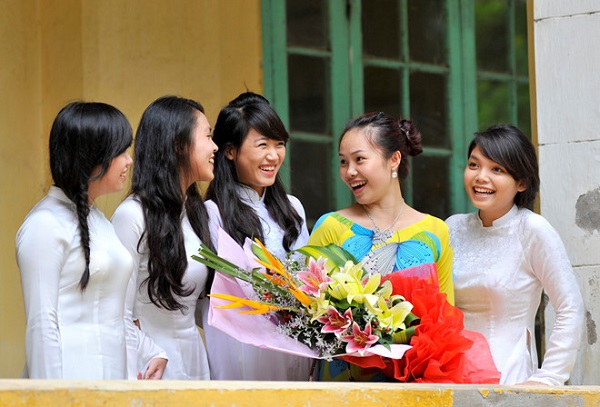 Tặng hoa gì cho thầy cô nhân ngày Nhà giáo Việt Nam ý nghĩa nhất? Tặng Hoa Gì Cho Thầy Cô Nhân Ngày Nhà Giáo Việt Nam Ý Nghĩa Nhất?